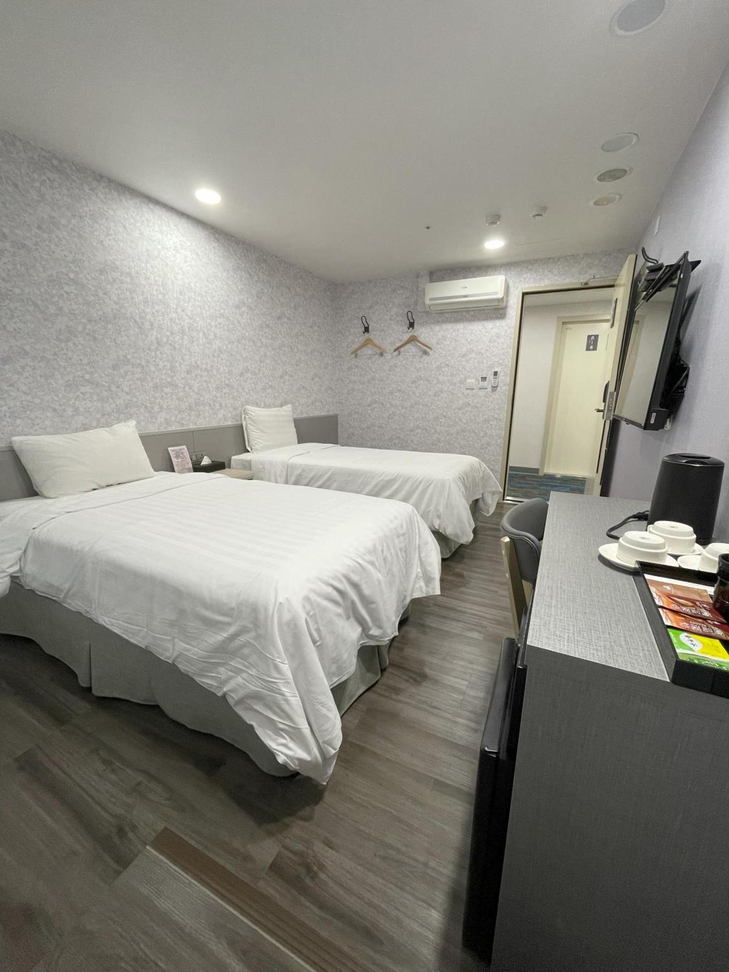 歐法行旅 O Fun Hotel Taipei Extérieur photo